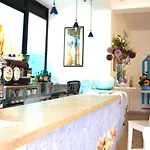 Szálloda Lux 3*