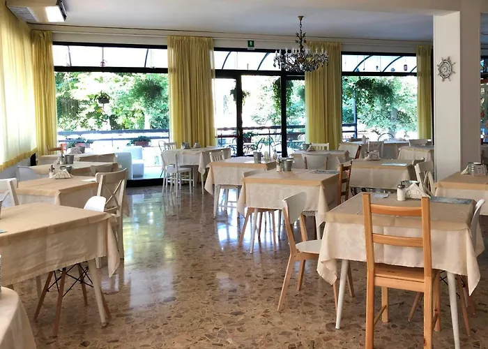 Hotel Lux Cesenatico