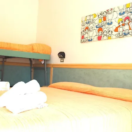 Hotel Lux 3*