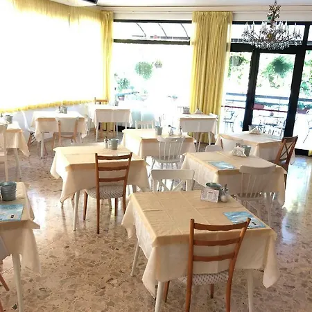Lux Hotel