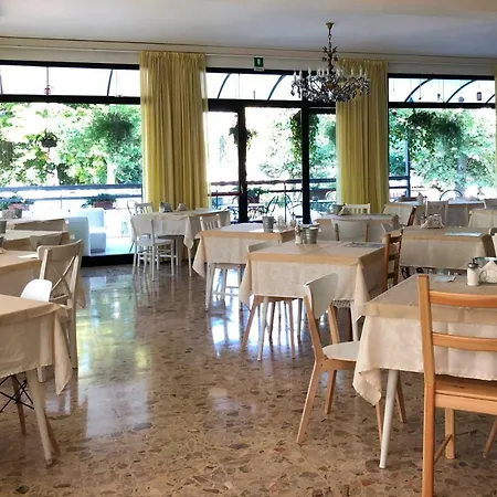 Ξενοδοχείο Lux Cesenatico